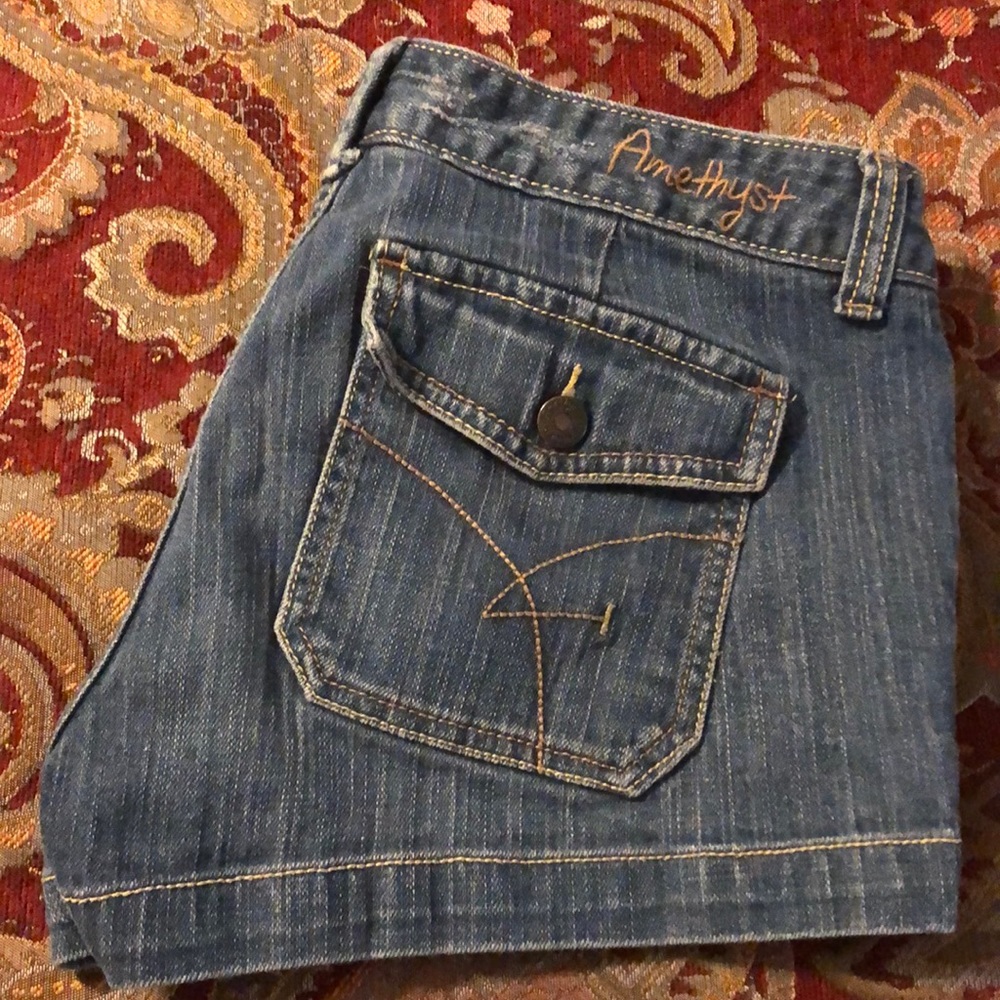 Amethyst Jean shorts, juniors size 11